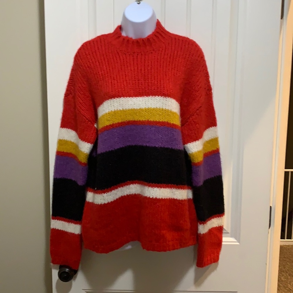 WARM SWEATER